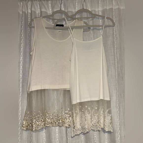 2 lace bottom camisole and tank. Sz S/M. - Picture 2 of 16